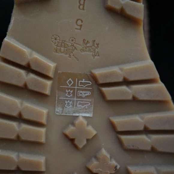 'Keely' Genuine Shearling Lined Wedge Boots (s. 5B - Picture 7 of 7